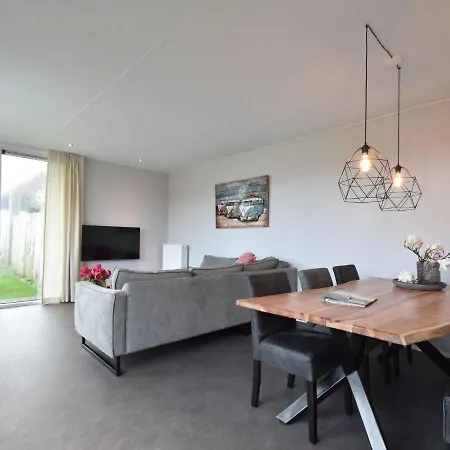 Trendy Lodge Near Callantsoog Beach Tatil Evi *