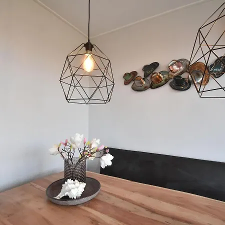 Trendy Lodge Near Callantsoog Beach * Callantsoog